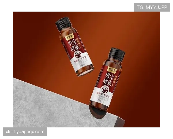 覃海洋家的冰箱里塞满蛋白粉,连饮料都按毫升算